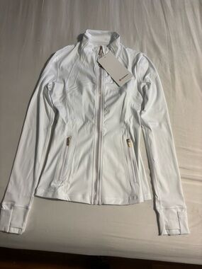 lululemon define Women's White Full-Zip  Jacket